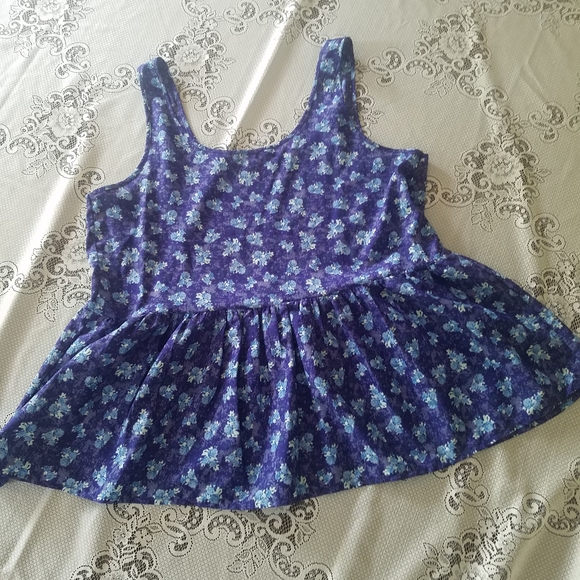 Purple Floral American Eagle sleeveless top - Picture 3 of 7